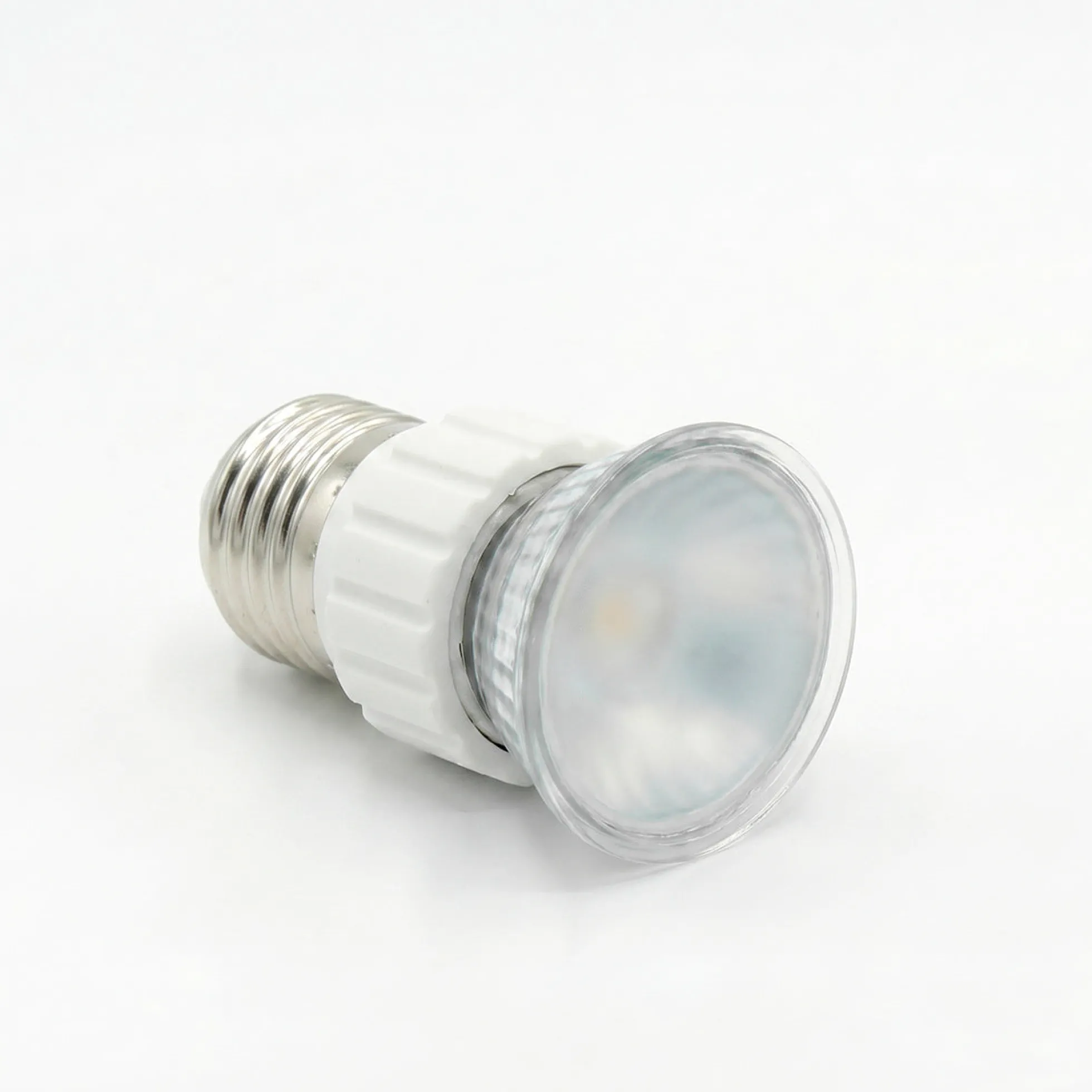 Adaptador conversor de rosca E27 a casquillo GU10