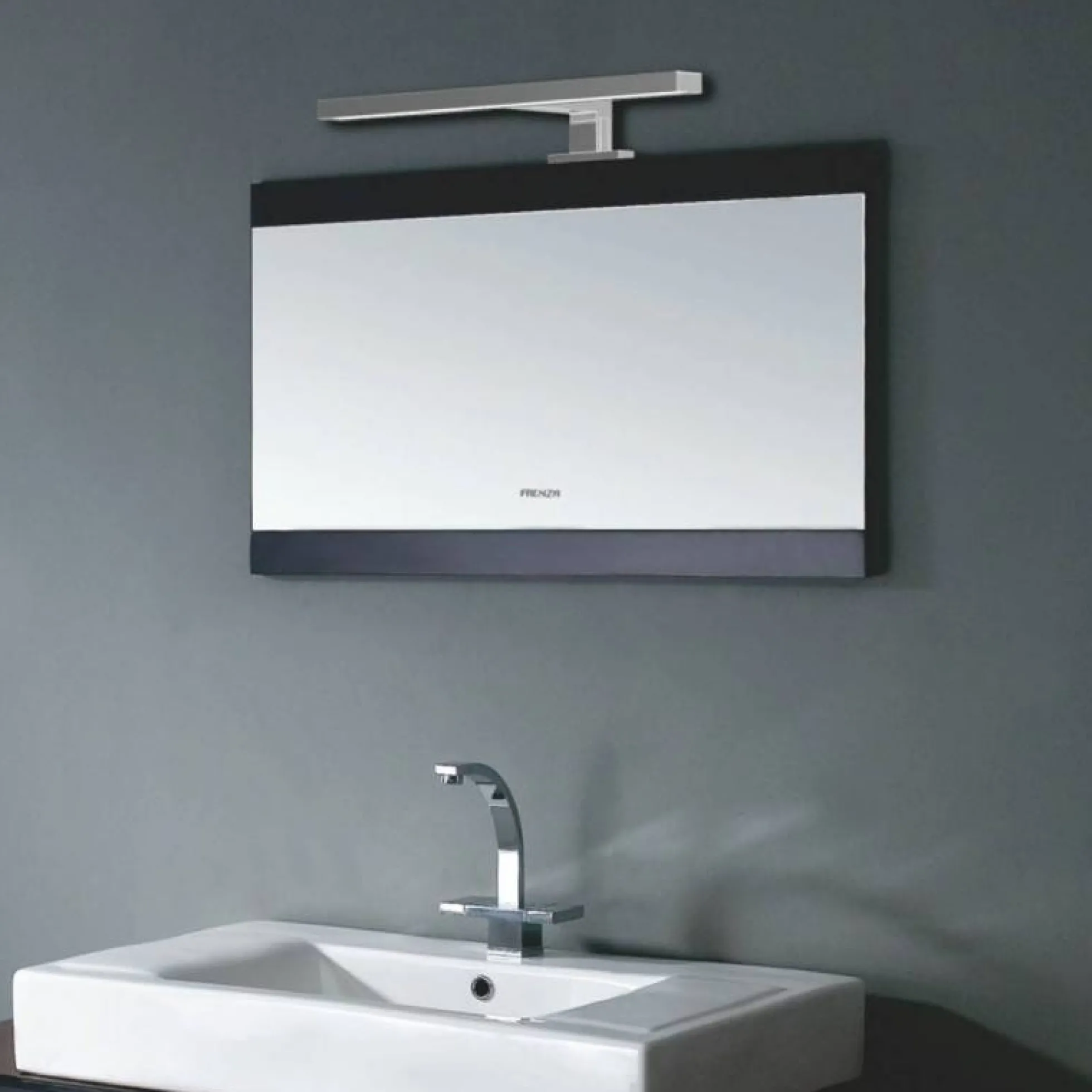 Aplique de baño para espejo 5W - Fijación espejo y mueble - 30cm
