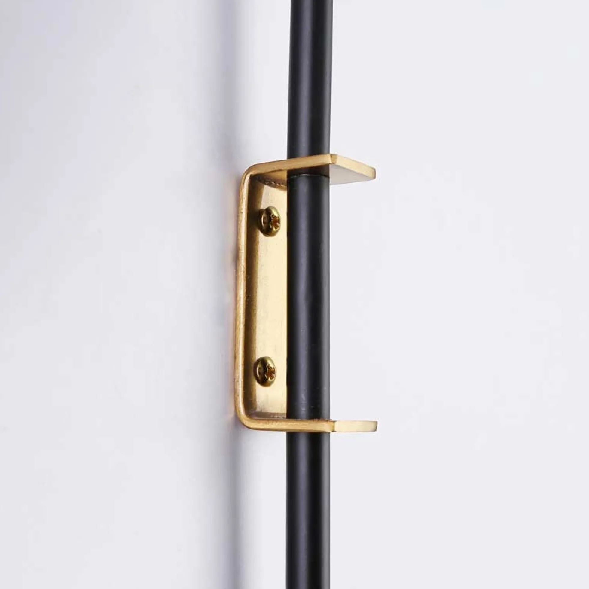 Aplique de pared bola cristal con cable y enchufe "Bilsen" - E27