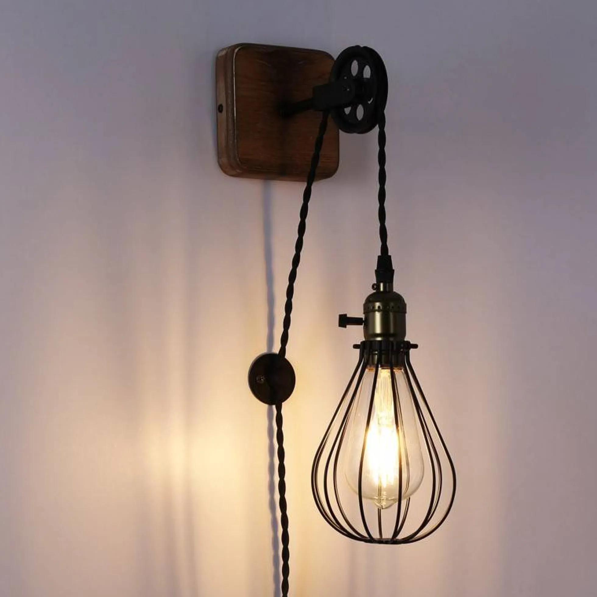 Aplique de pared colgante "PENDOL" - Con enchufe e interruptor - E27