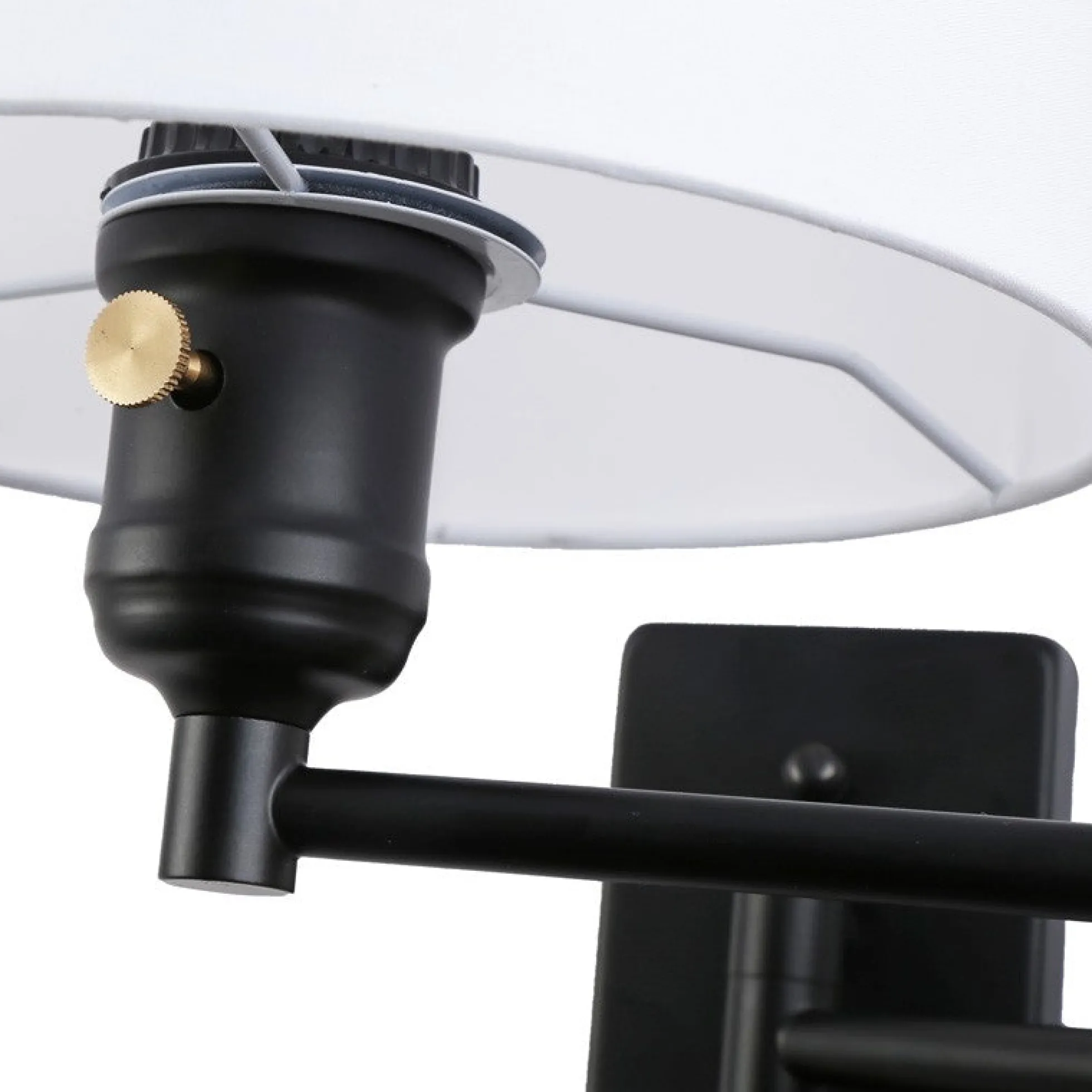 Aplique de pared con brazo articulado y enchufe "Clark" - E27