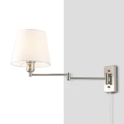 Aplique de pared con brazo articulado y enchufe