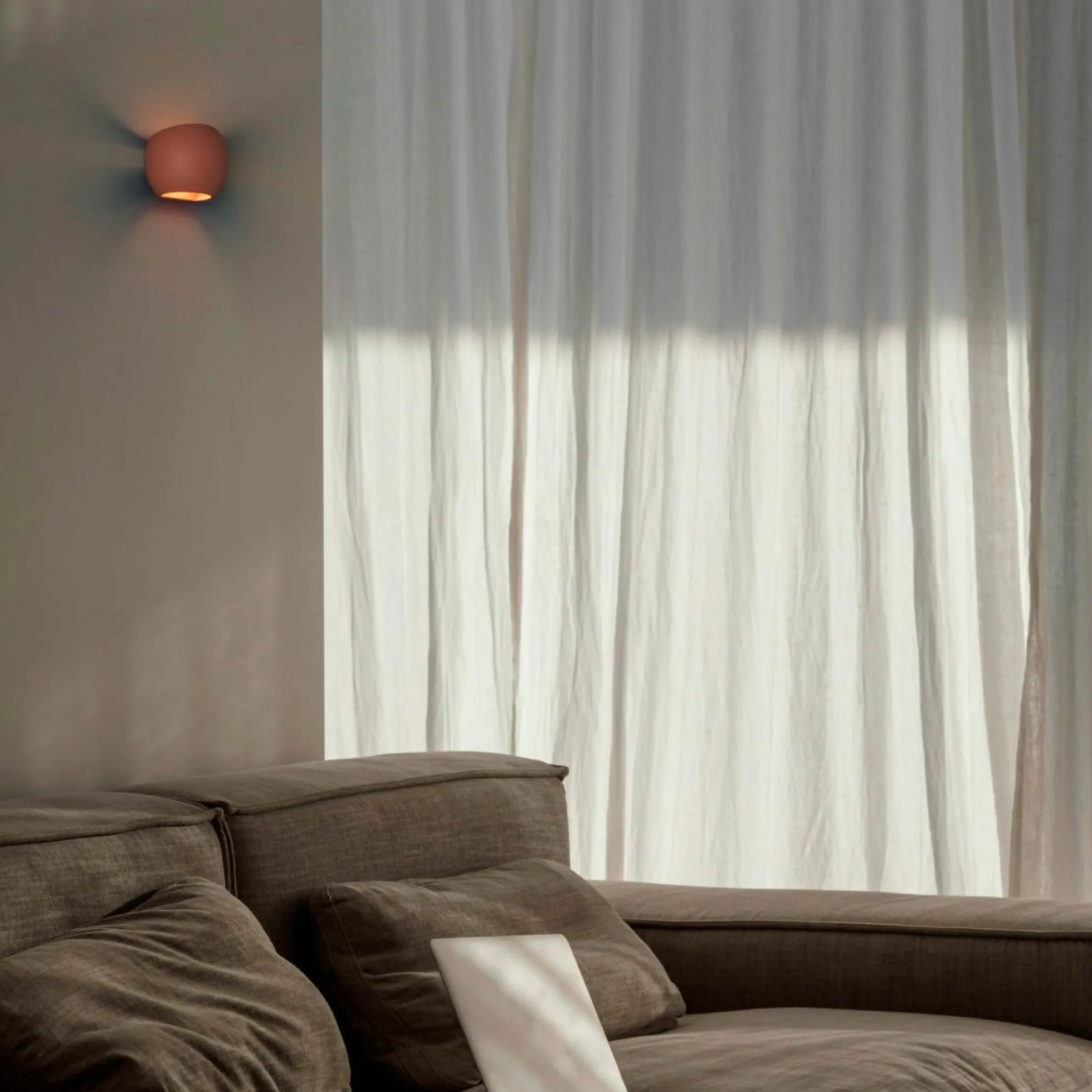 Aplique de pared concreto "Ball" - Up & down - 1 x G9