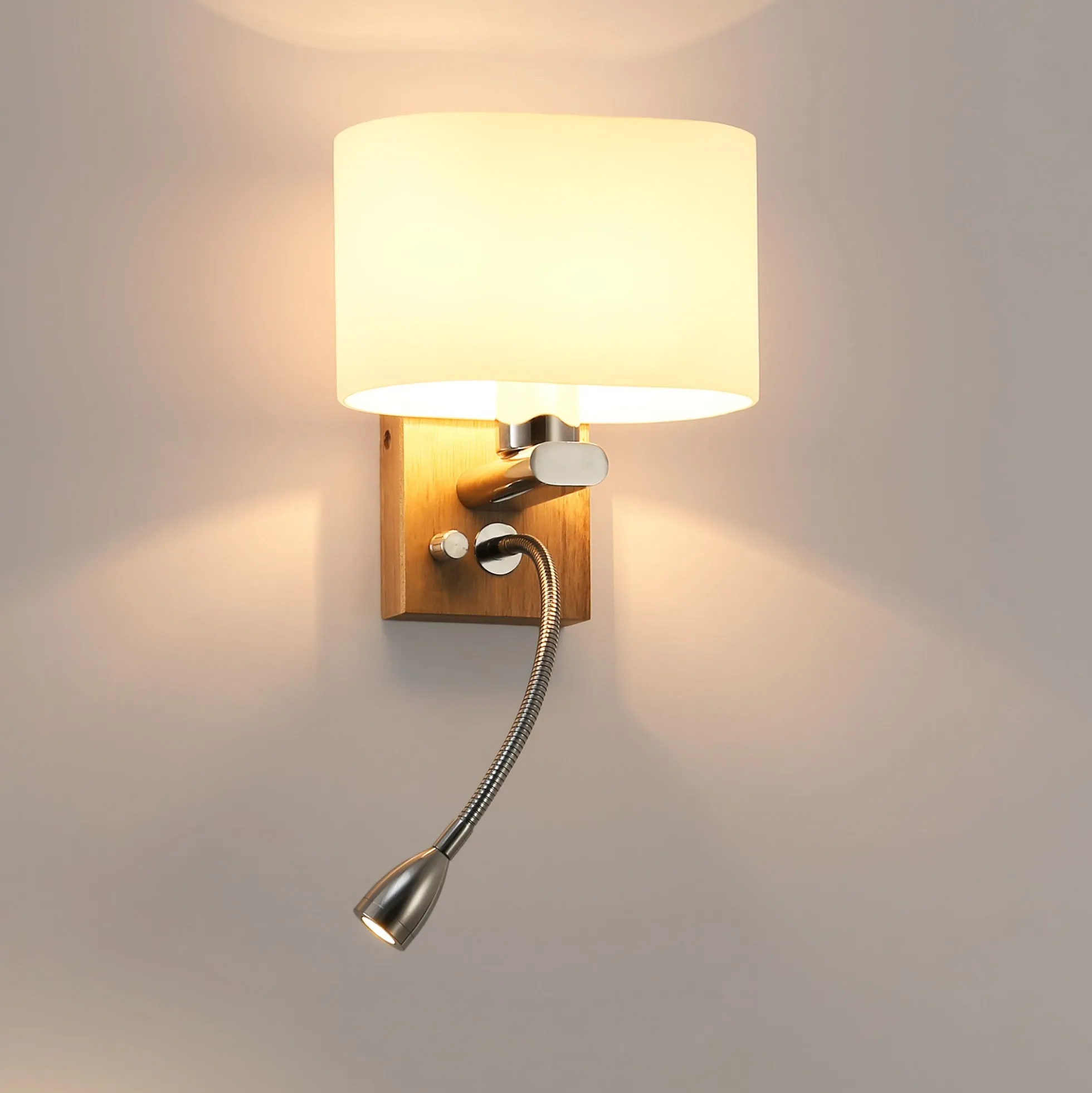 Aplique de pared con foco LED para lectura "Arti" - E27 + 3W