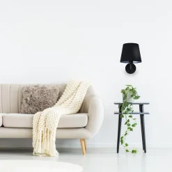 Aplique de pared con pantalla e interruptor Classic