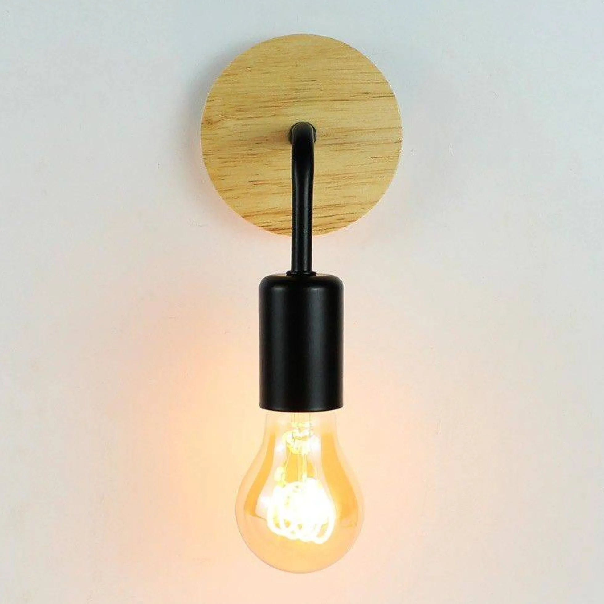 Aplique de pared de madera y metal "Morgan"