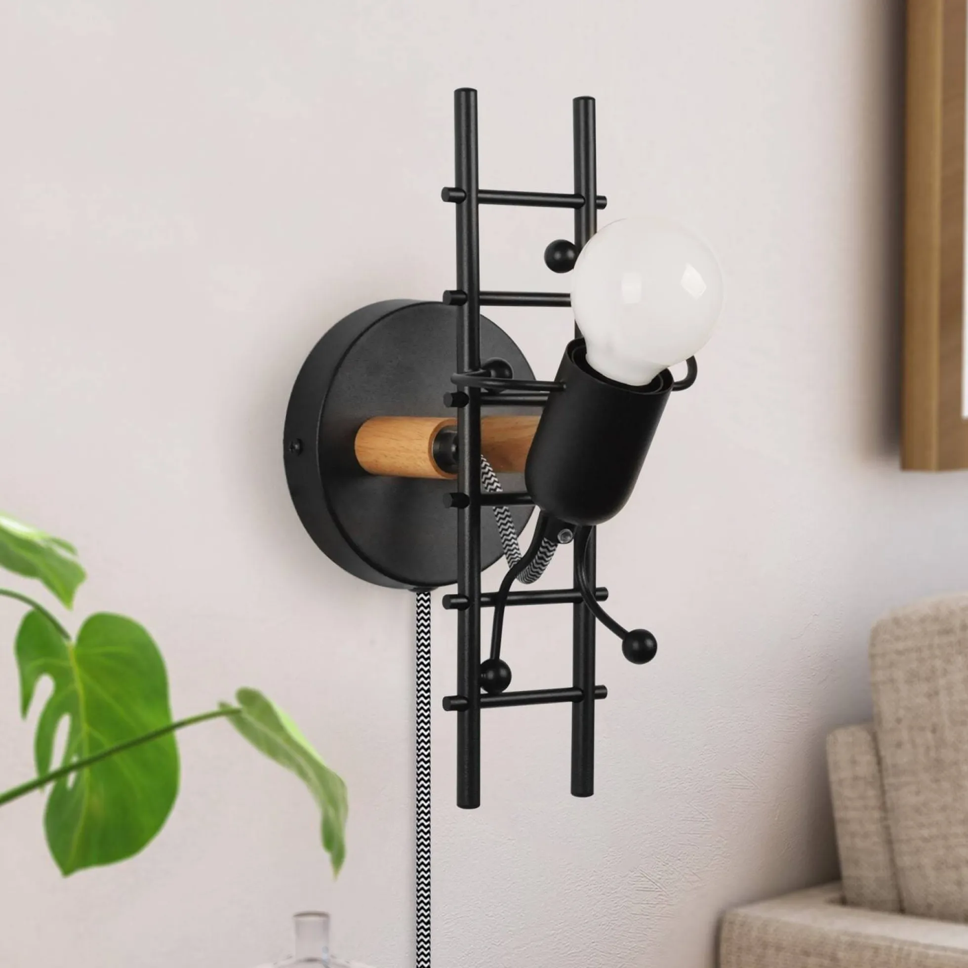 Aplique de Pared "Doll " - Con interruptor y enchufe - E27