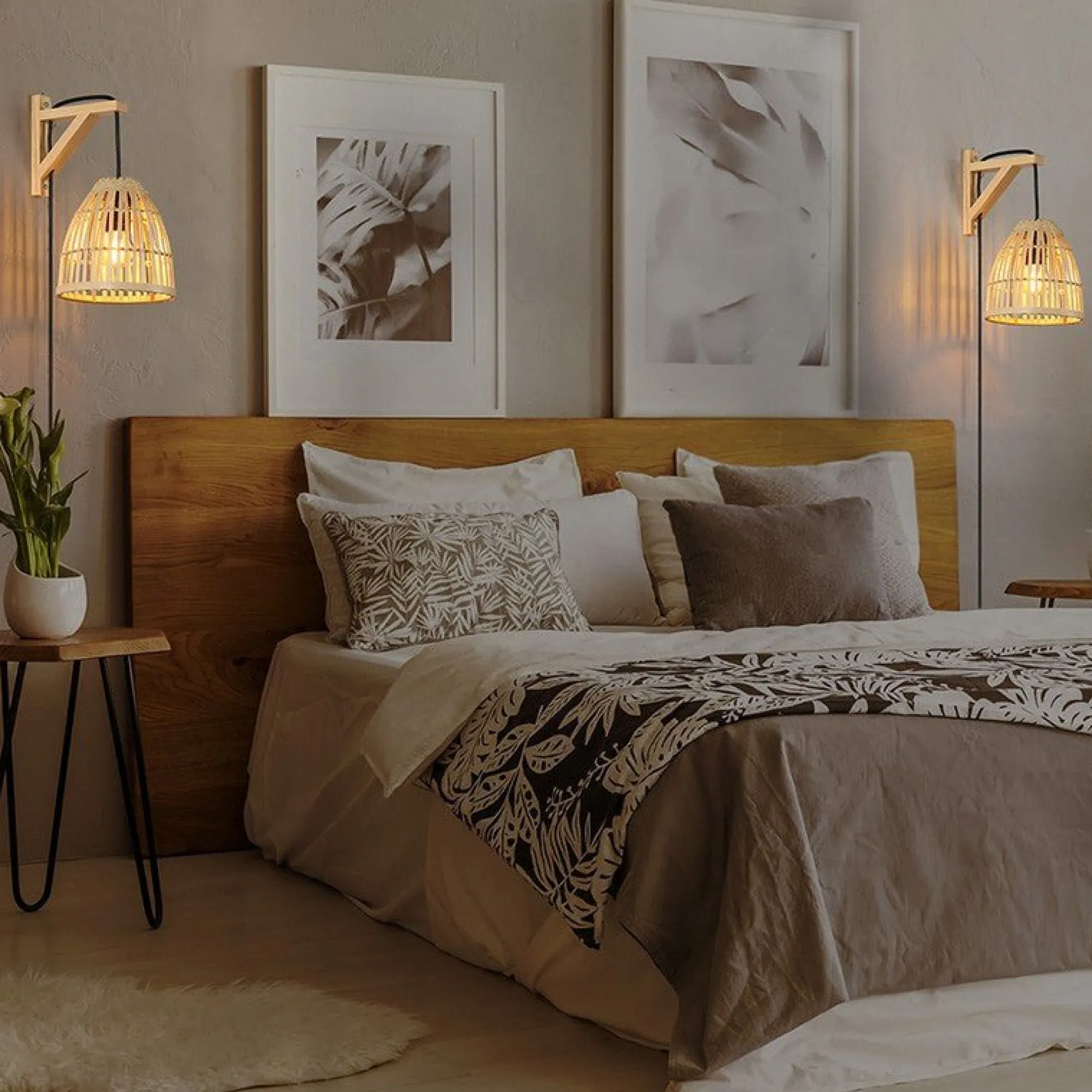 Aplique de pared en madera con pantalla de bambú "CESTA"