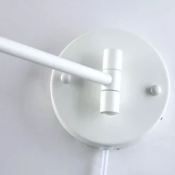 Aplique de pared extensible con enchufe