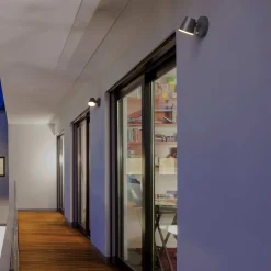 Aplique de pared exterior con sensor PIR