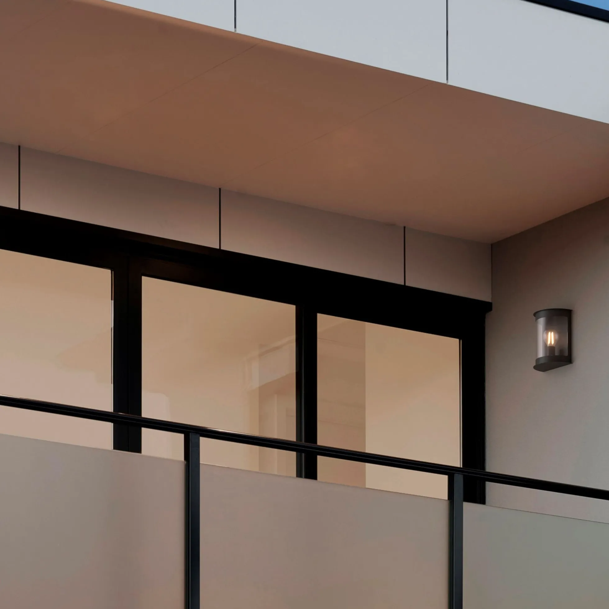 Aplique de pared exterior en aluminio "Dona" - IP44 - E27