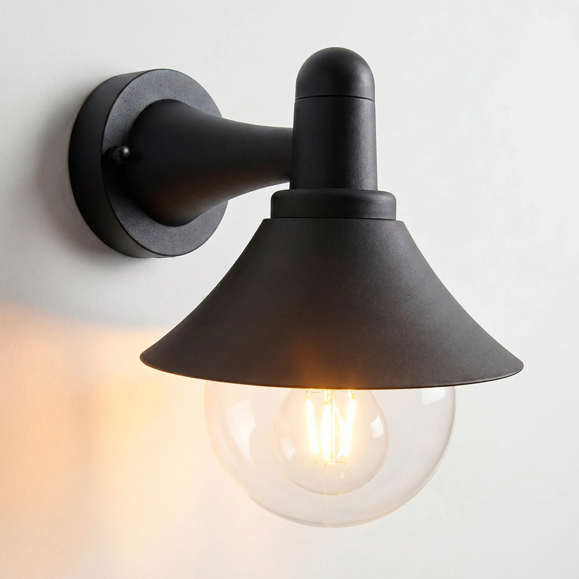 Aplique de pared exterior "FERRO" - E27 - IP44
