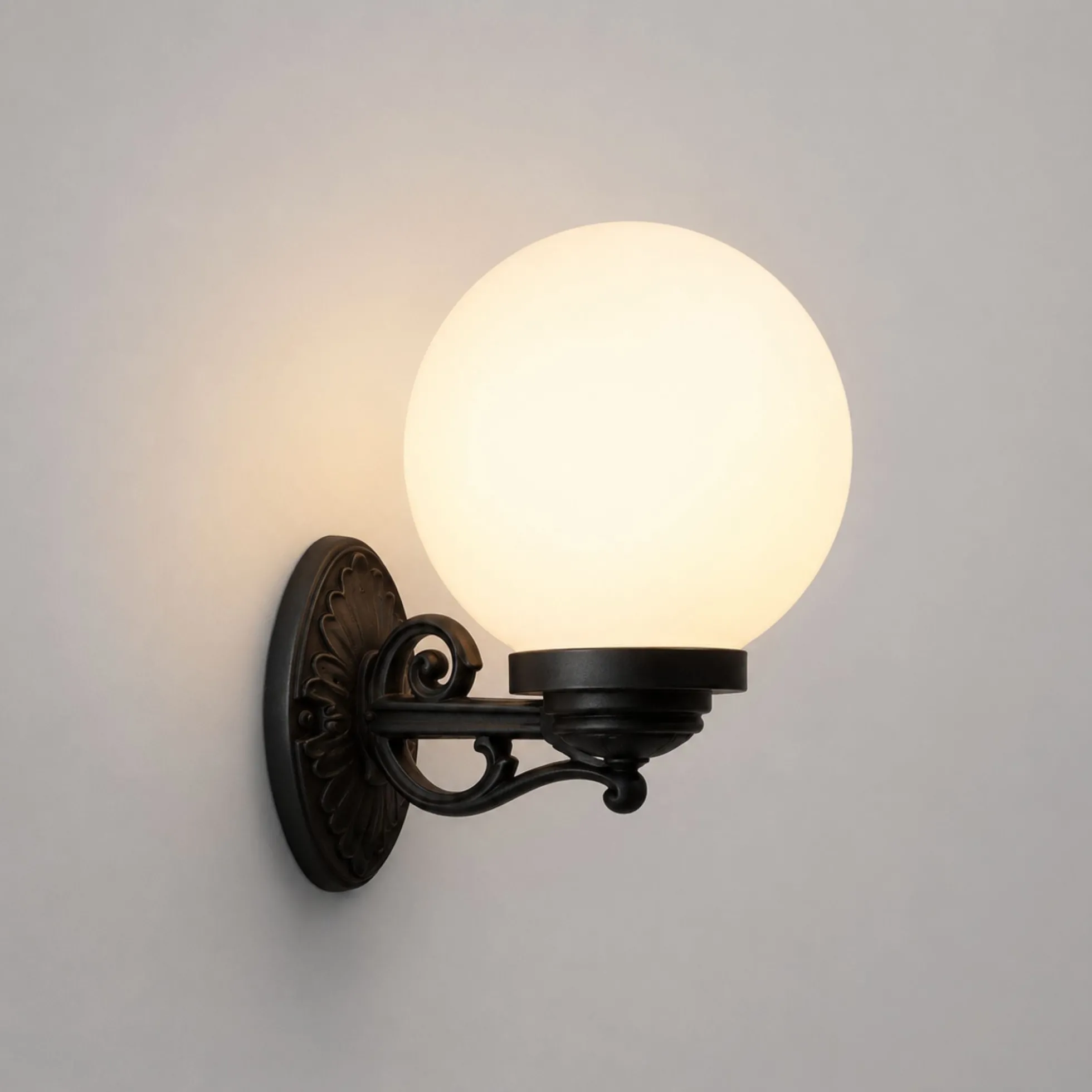 Aplique de pared exterior globo "NAUTA" - E27 - IP44