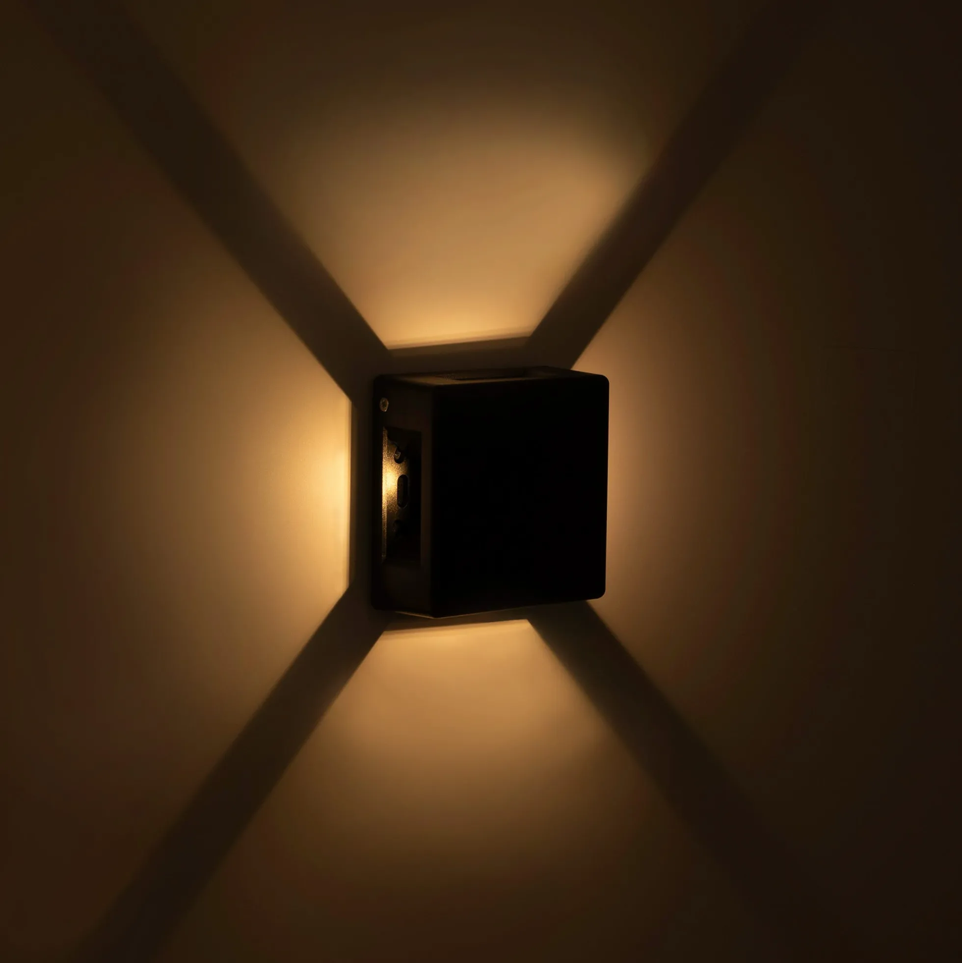 Aplique de pared exterior LED cuadrado "Square 4" - 6W - IP54