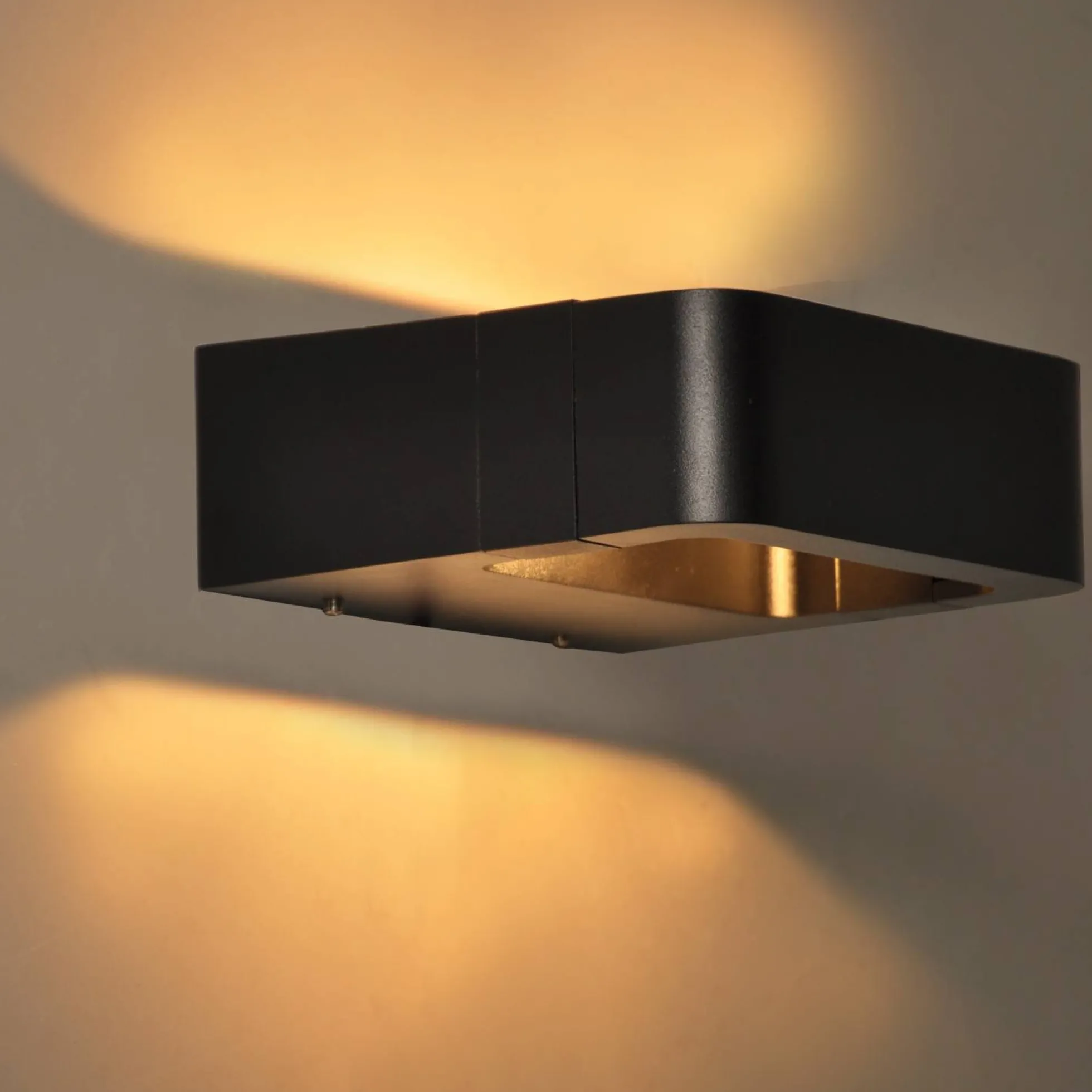 Aplique de pared exterior LED "KURRT" - 7W - IP65