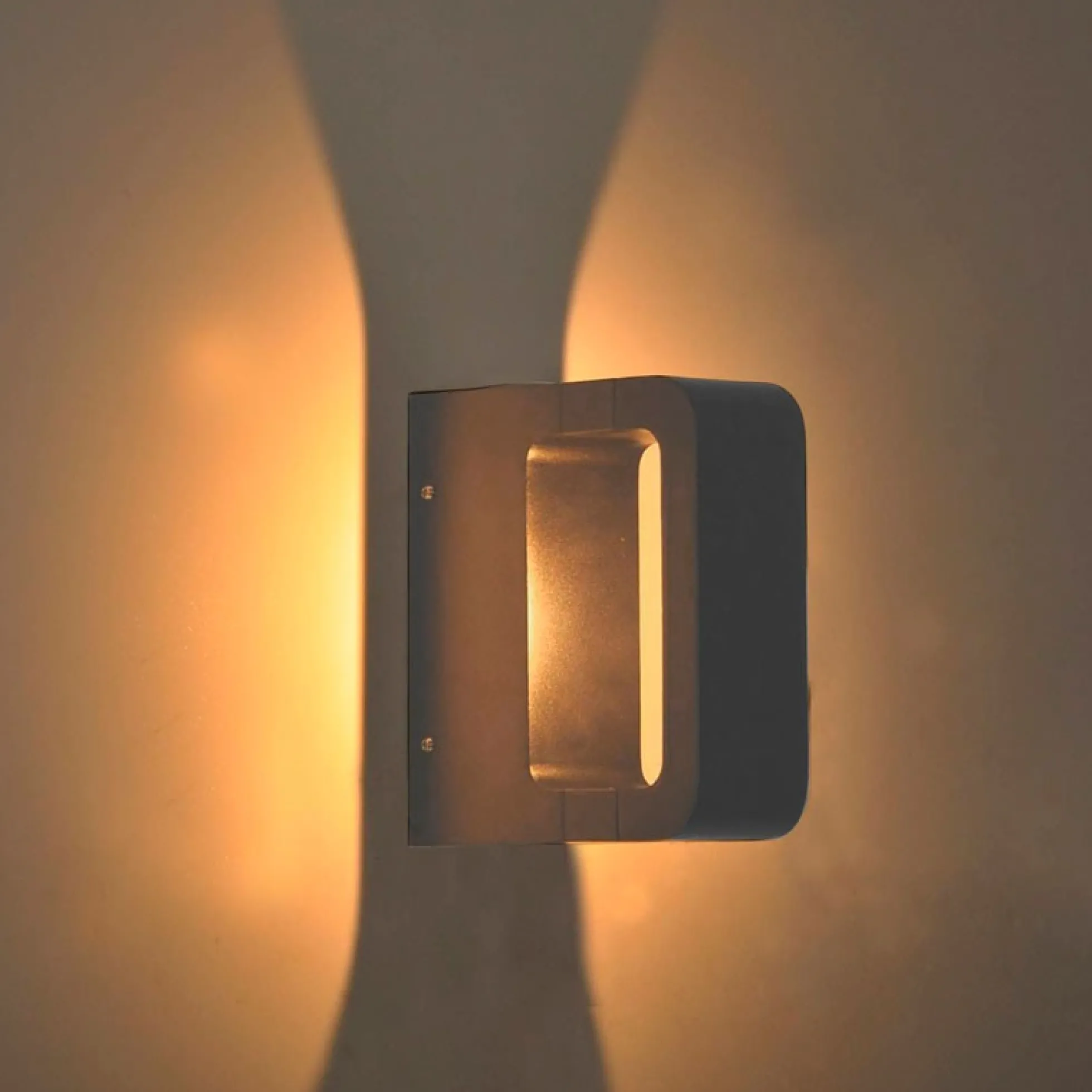 Aplique de pared exterior LED "KURRT" - 7W - IP65