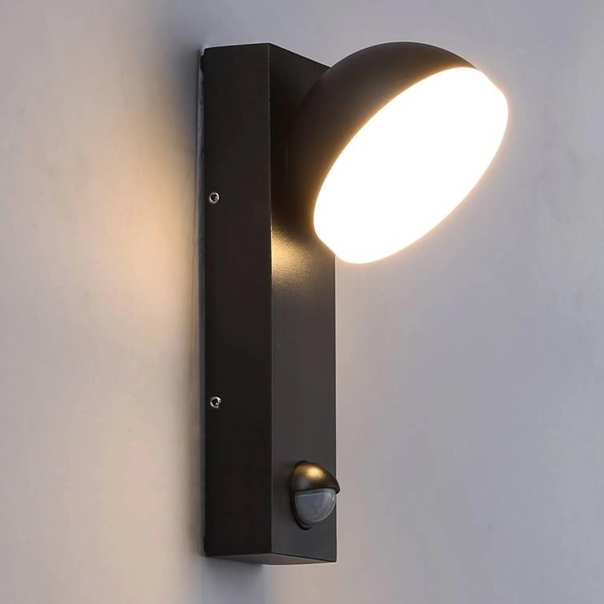 Aplique de pared exterior LED con sensor PIR "ATLAS" 10W IP54