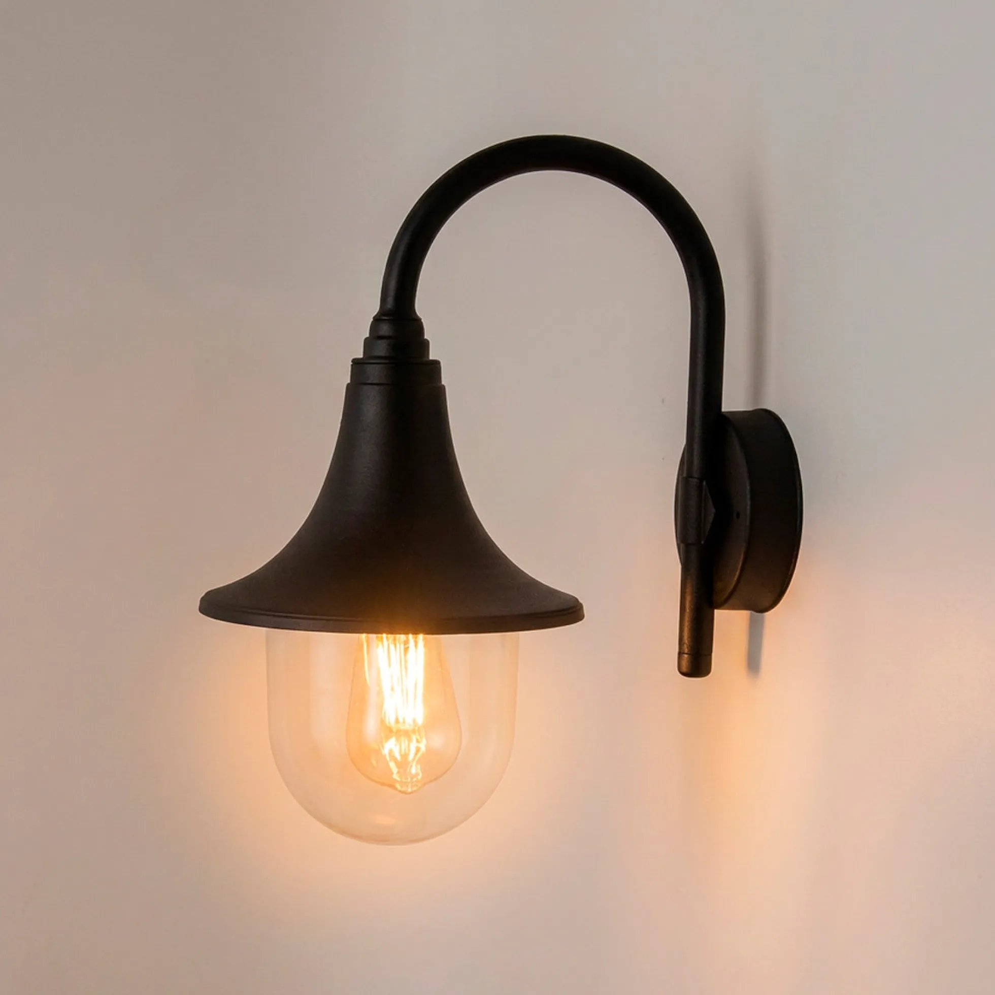 Aplique de pared exterior "SERA" - E27