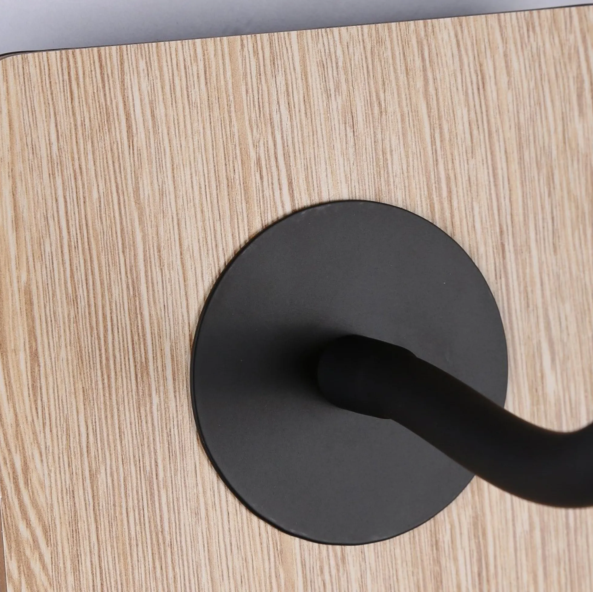 Aplique de pared flexible para lectura con puerto USB "LONDON USB" - Chip CREE - 3W