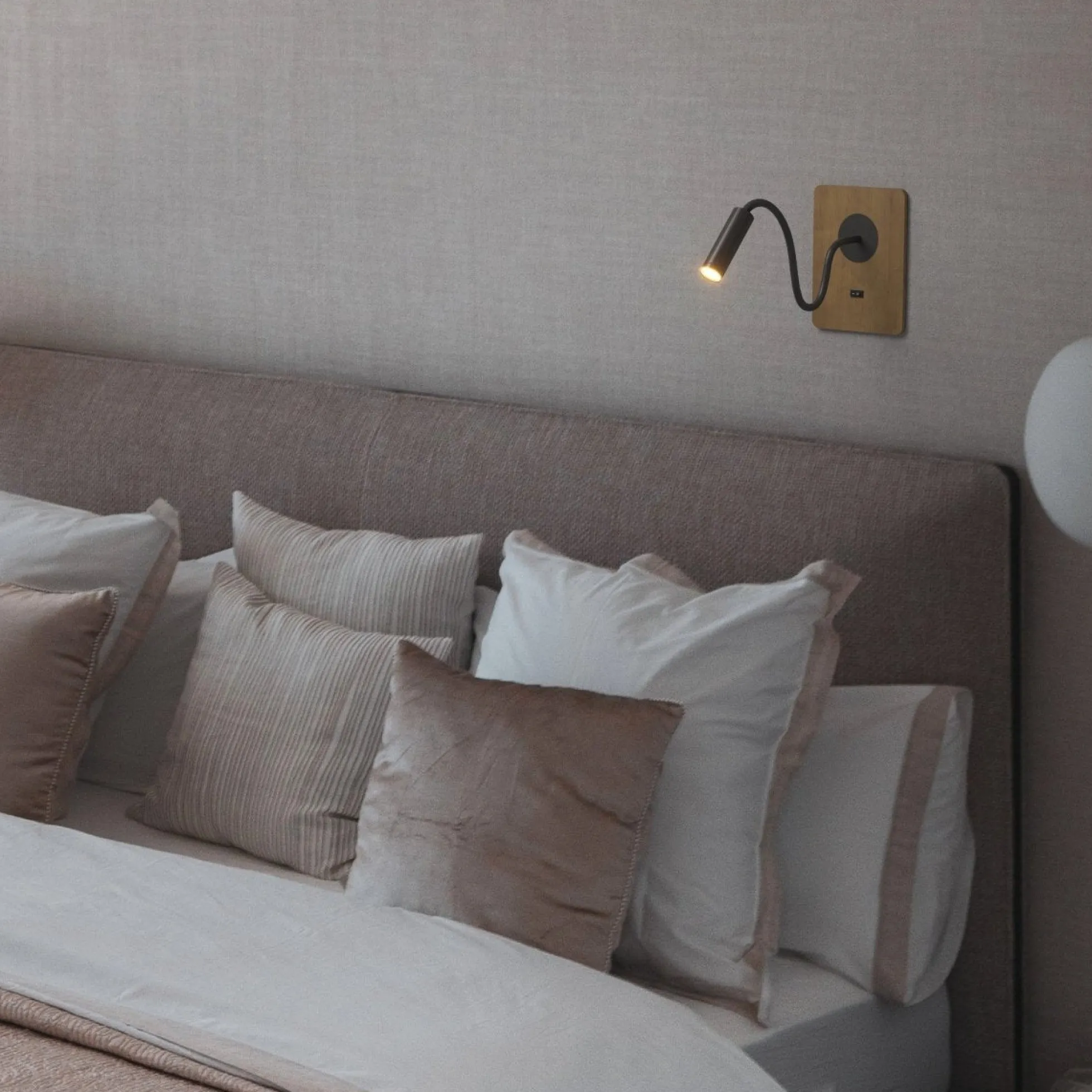 Aplique de pared flexible para lectura "LONDON" - Chip CREE - 3W