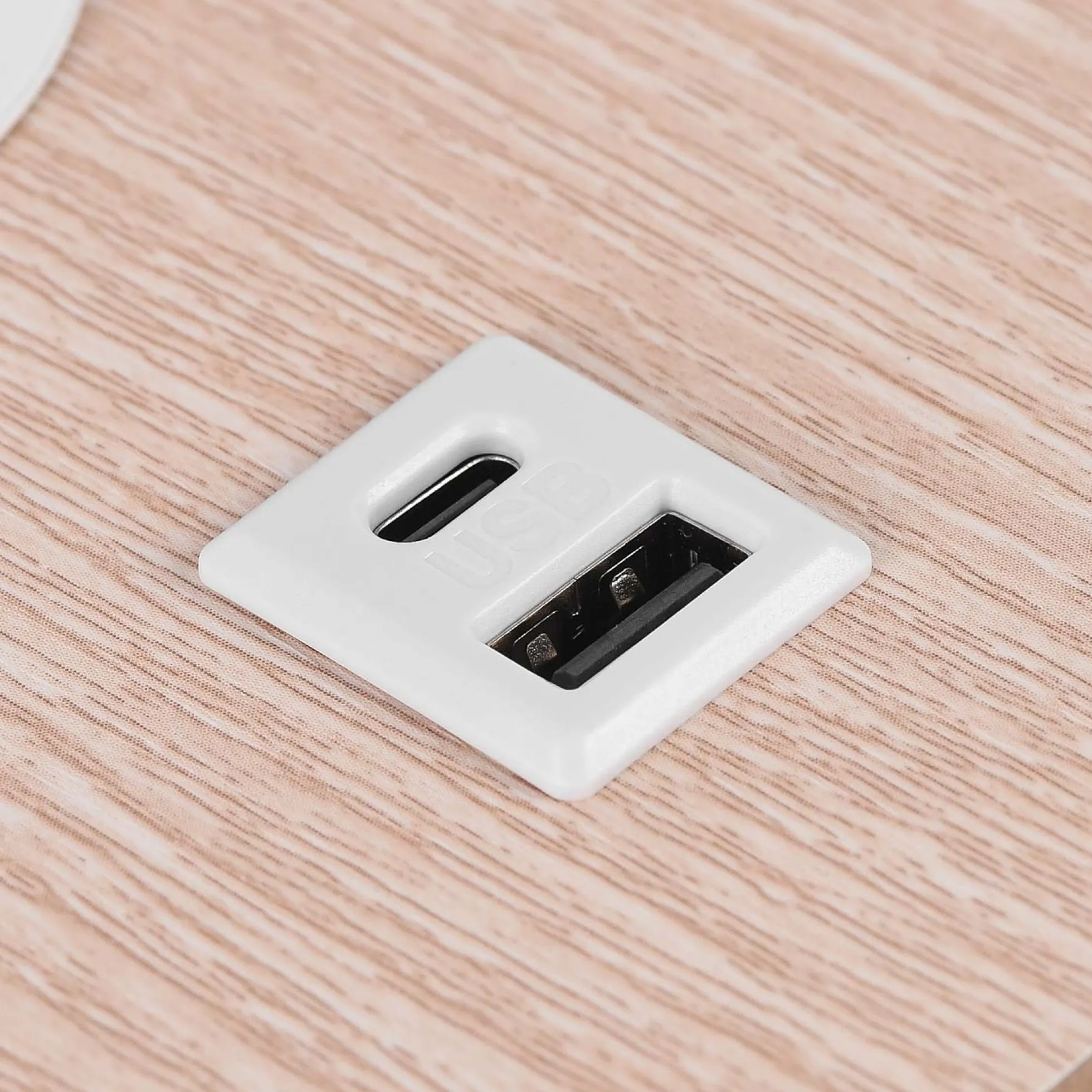 Aplique de pared flexible para lectura "LONDON" - Chip CREE - 3W - USB+USBC