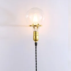 Aplique de Pared Interior Dorado con Enchufe y Interruptor para Dormitorio, Escalera, Escritorio