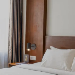 Aplique de pared interior orientable