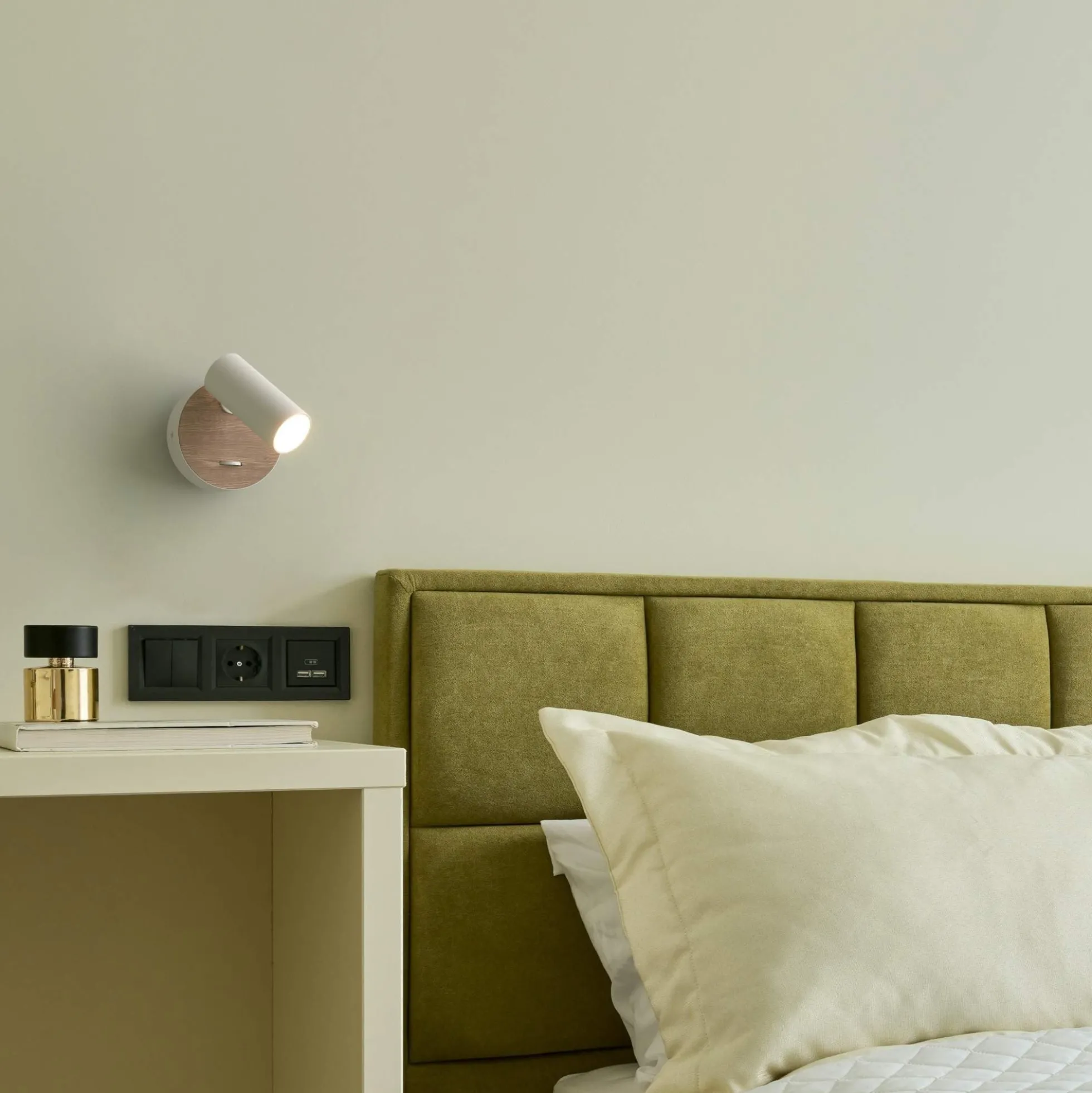 Aplique de pared interior "VILSA" - Orientable - GU10