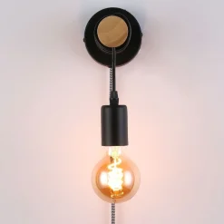 Aplique de pared madera con interruptor y enchufe