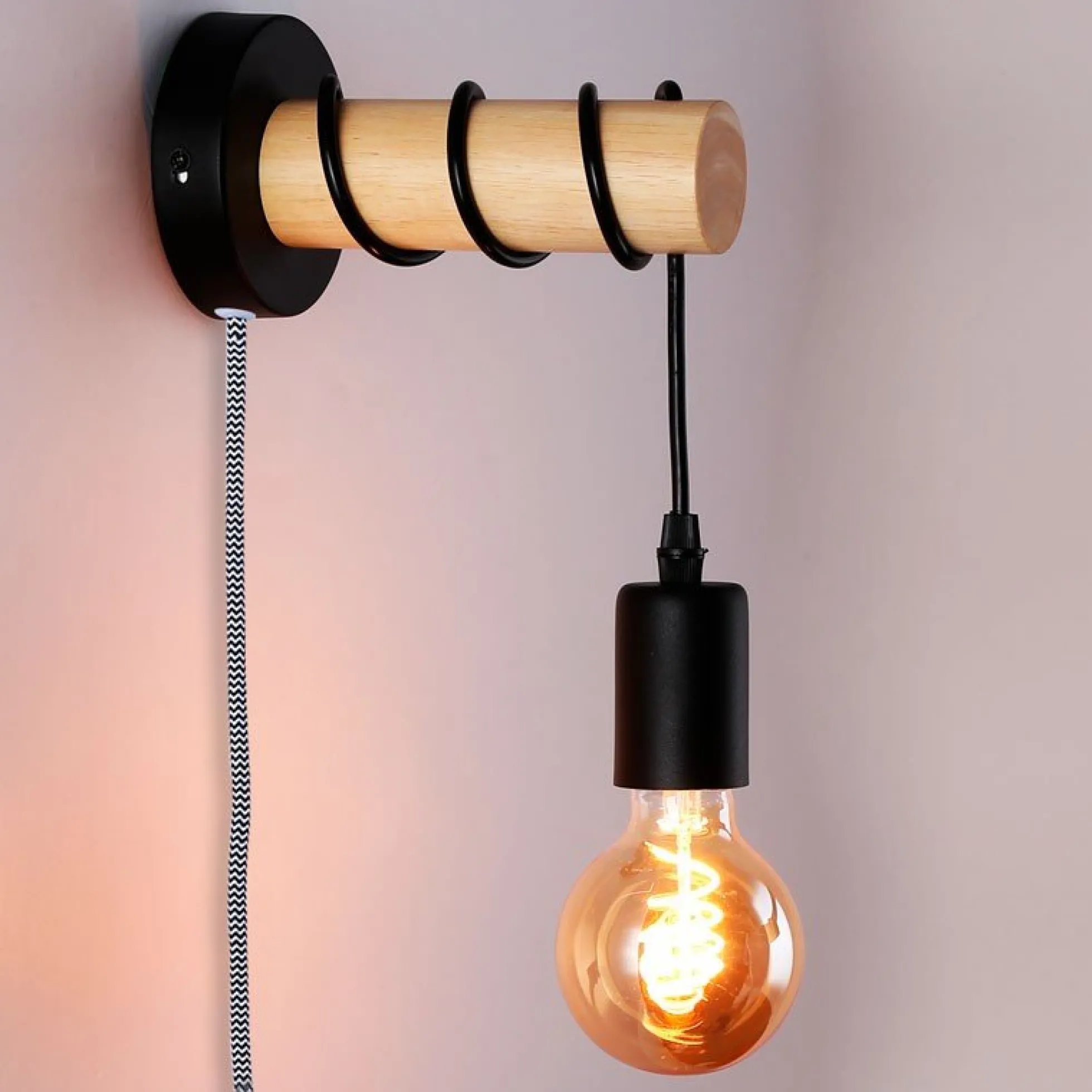 Aplique de pared madera con interruptor y enchufe "MILA"