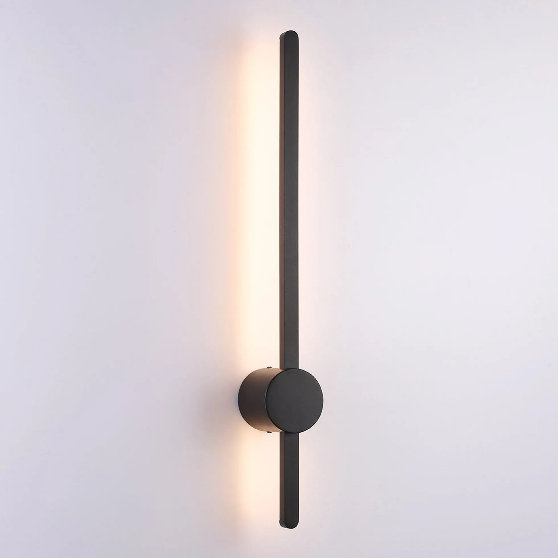Aplique de pared minimalista lineal "MARKEL" 10W - Blanco Cálido