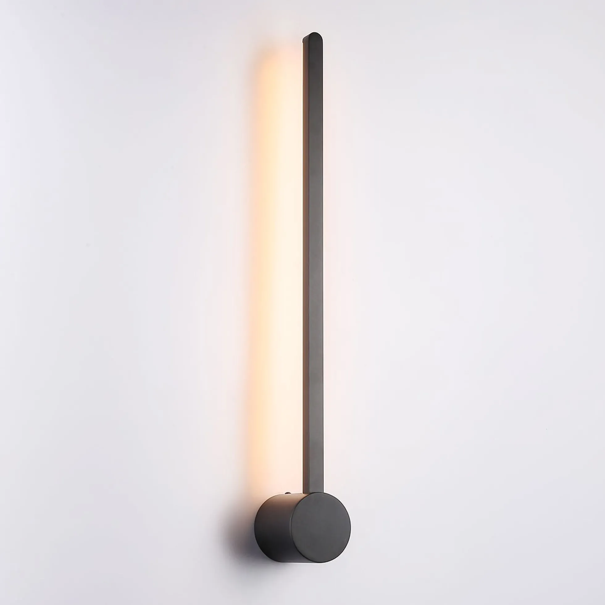 Aplique de pared minimalista lineal "KENDA" 10W - Blanco Cálido