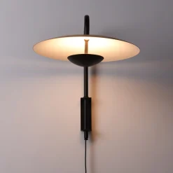 Aplique de pared orientable
