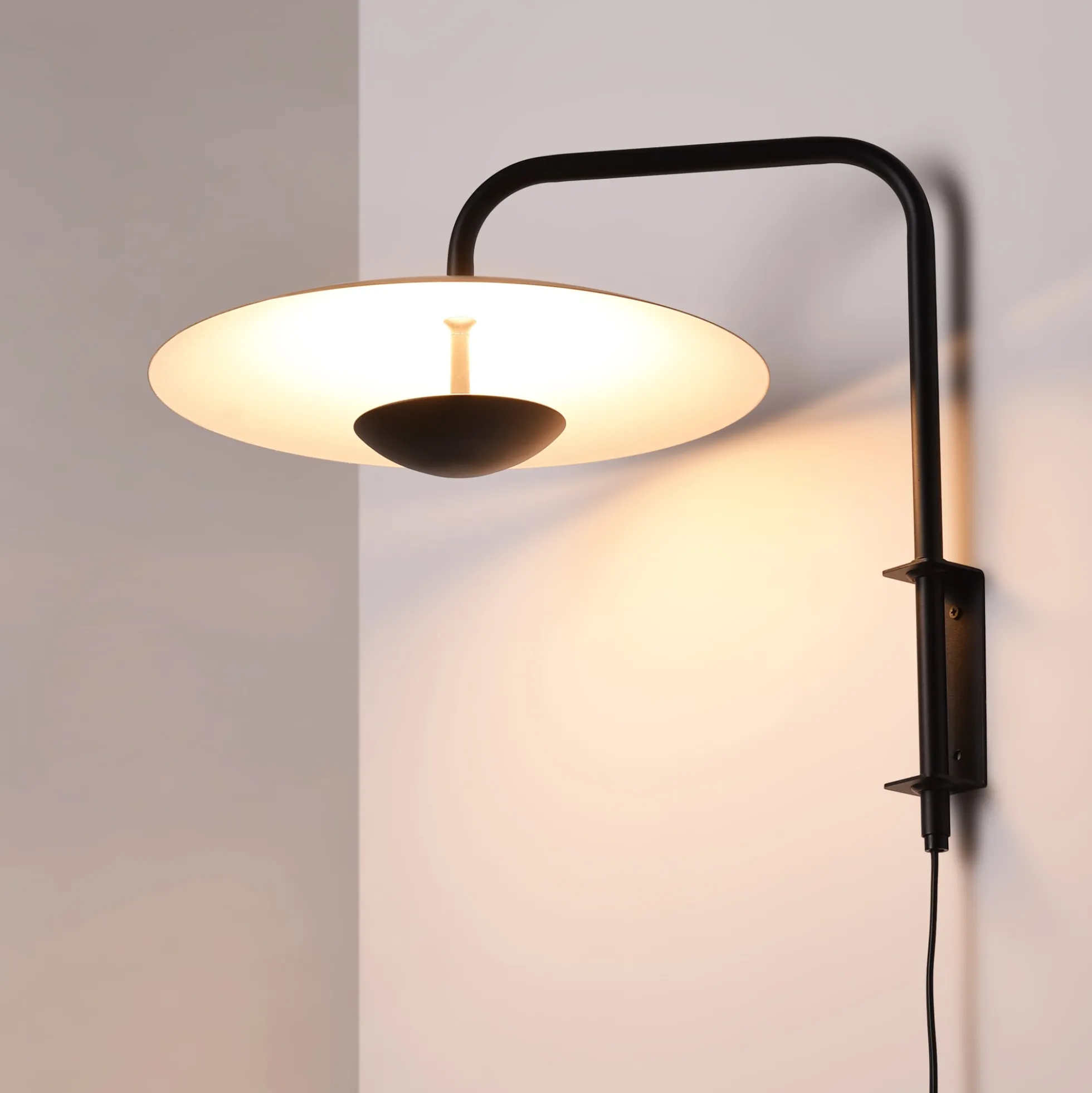 Aplique de pared orientable "GINNET" - 8W - 3000K