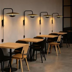 Aplique de pared orientable