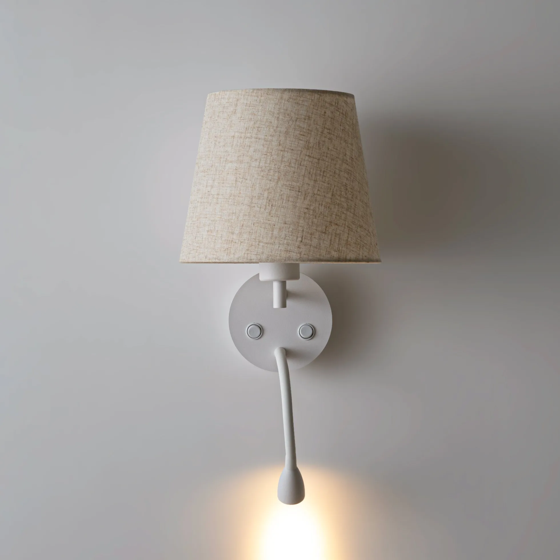 Aplique de pared para lectura "MAR II" - E27 + Foco LED flexible