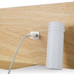 Aplique de pared para lectura con puerto USB