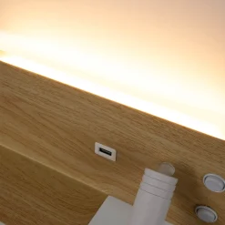 Aplique de pared para lectura con puerto USB