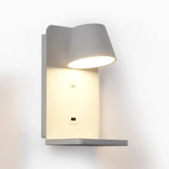 Aplique de pared para lectura con puerto USB