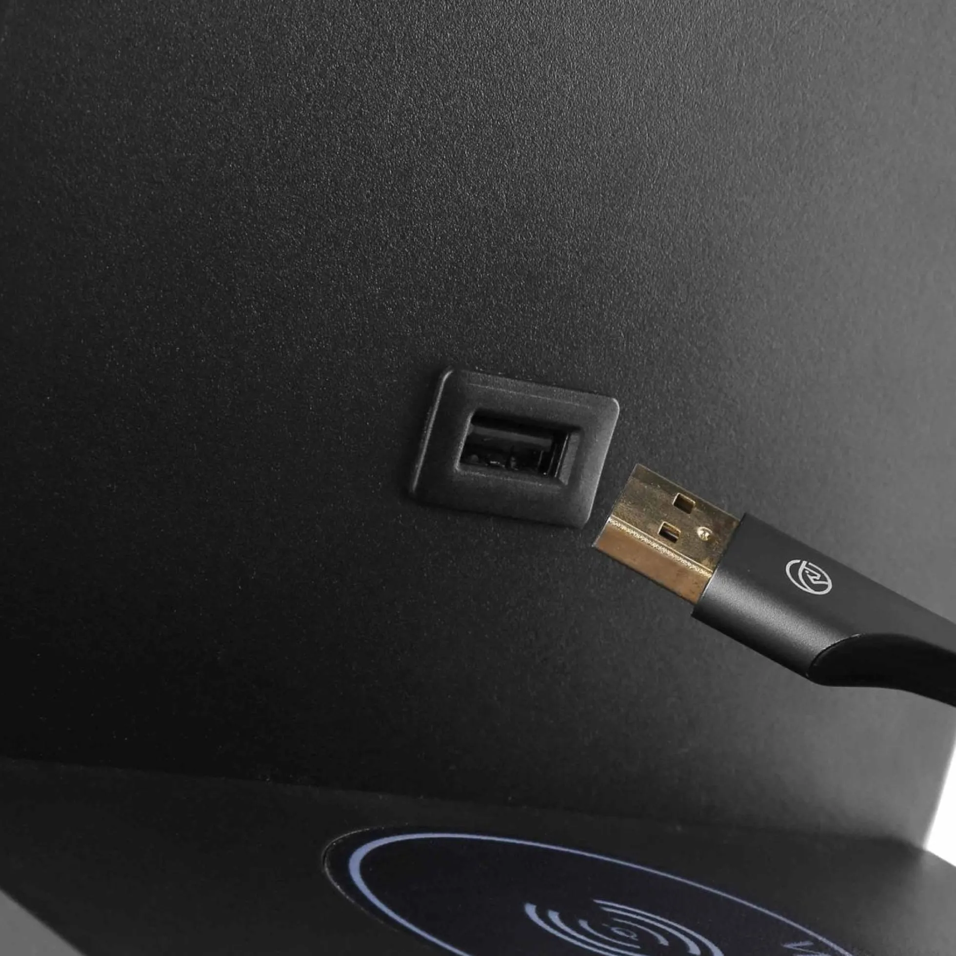 Aplique de pared para lectura con puerto USB "BASKOP W" - 6W - Base carga inalámbrica
