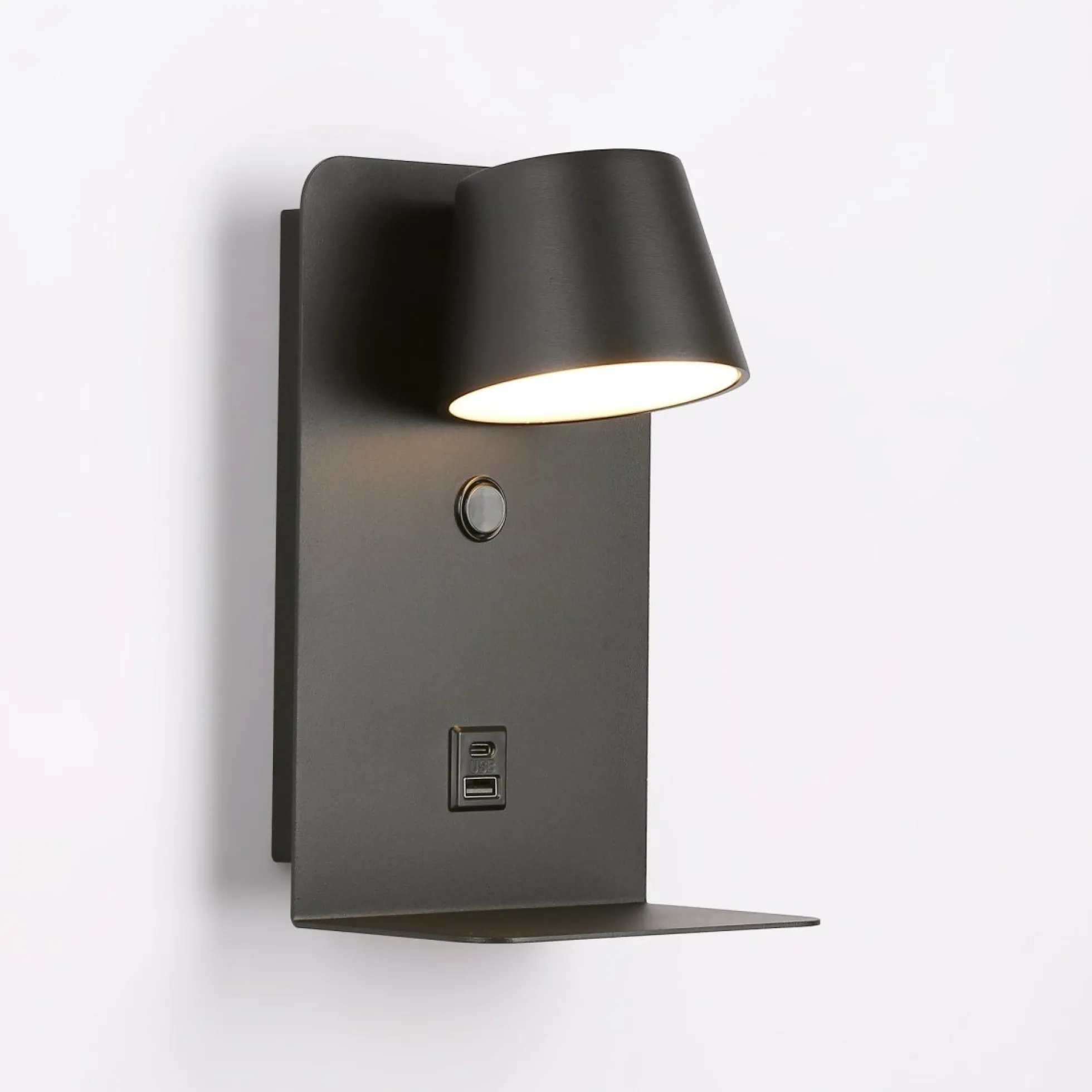 Aplique de pared para lectura "BASKOP" - Puerto USB + USB-C - 6W