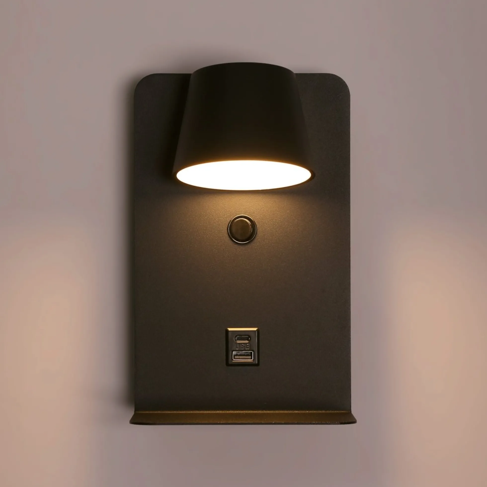 Aplique de pared para lectura "BASKOP" - Puerto USB + USB-C - 6W