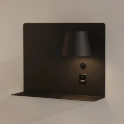 Aplique de pared para lectura con puerto USB y USBC