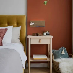 Aplique de pared para lectura con puerto USB