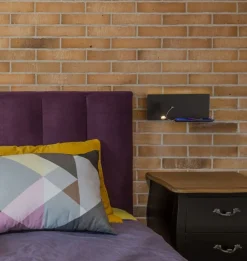 Aplique de pared para lectura con puerto USB