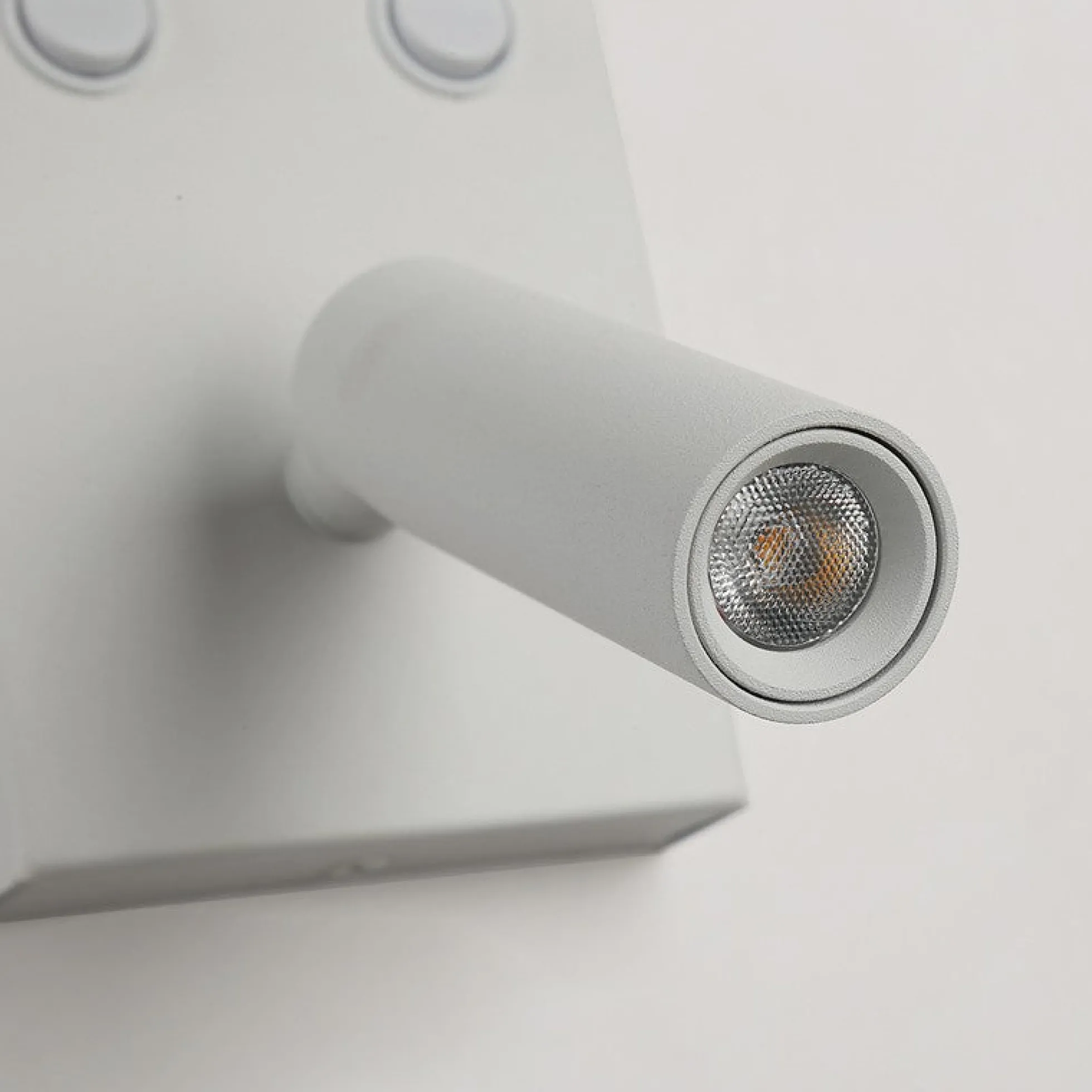 Aplique de pared para lectura con foco LED "NOAH" - 3,4W