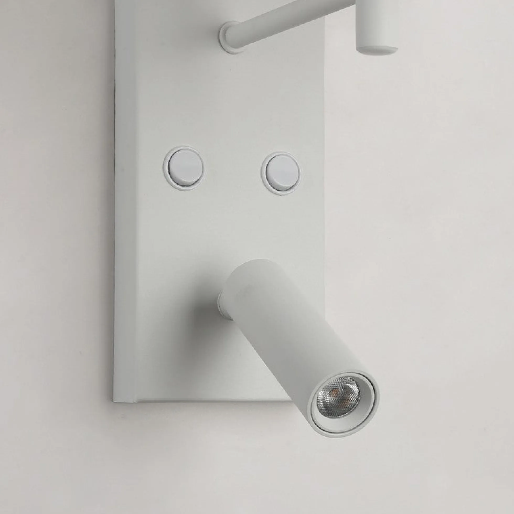 Aplique de pared para lectura con foco LED "NOAH" - 3,4W