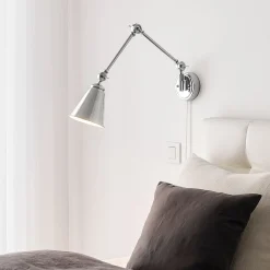 Aplique de pared vintage orientable con cable y enchufe "Tika"