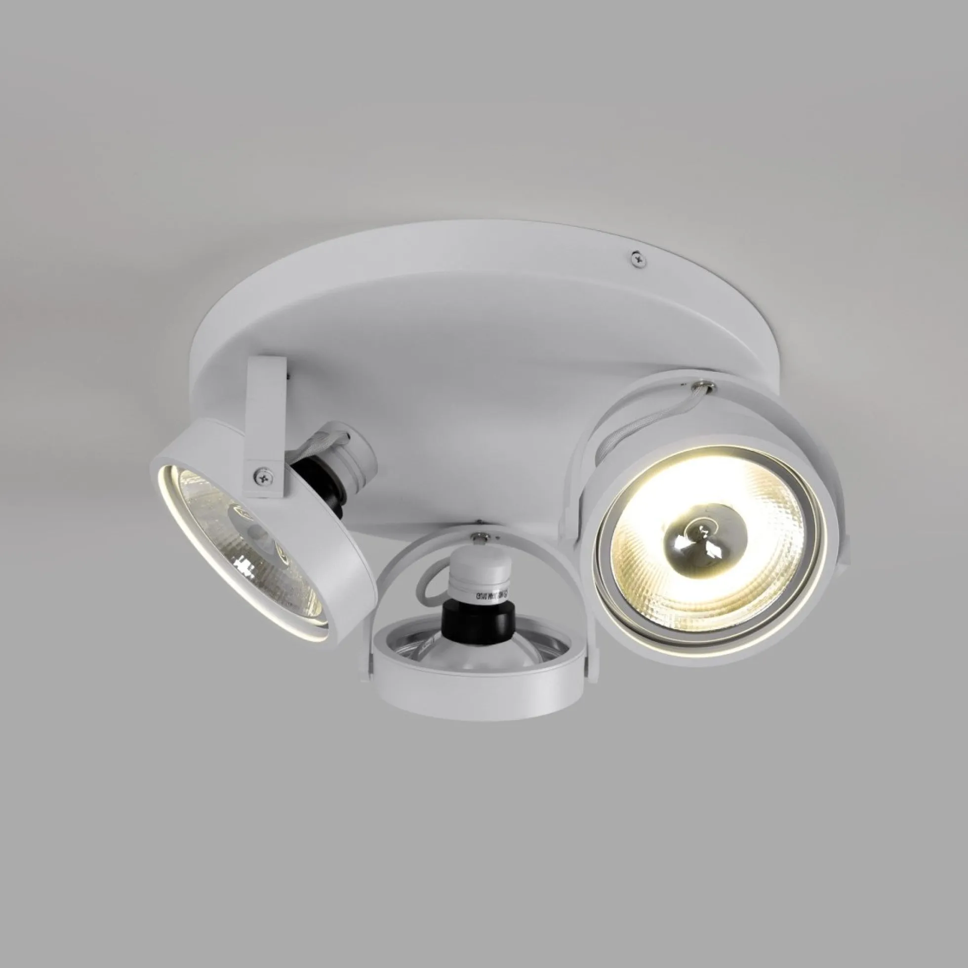 Aplique de techo triple orientable "IRIS 3" + 3 bombillas AR111