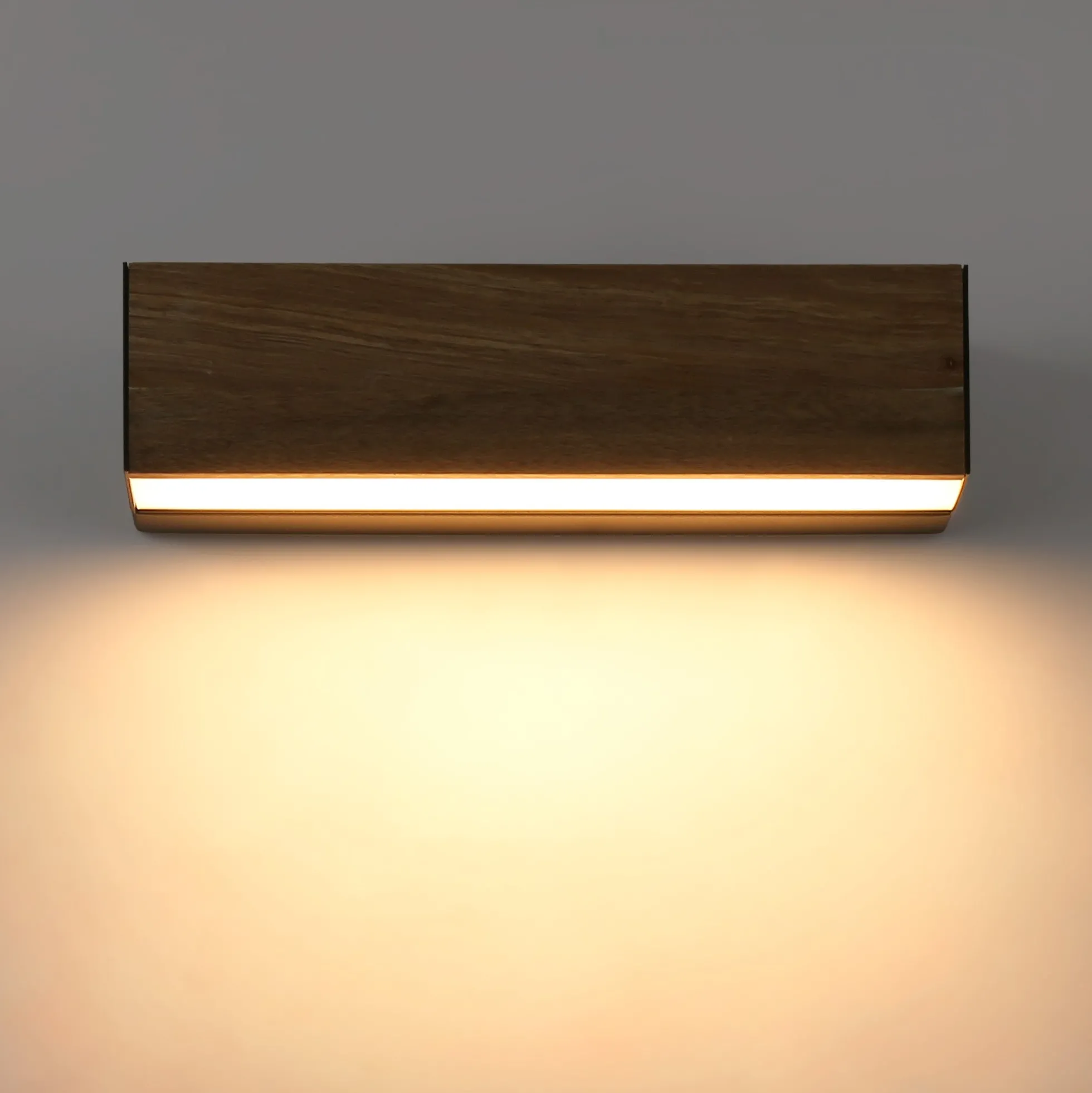 Aplique pared madera "VACC" - 7W - 2700K - 20cm